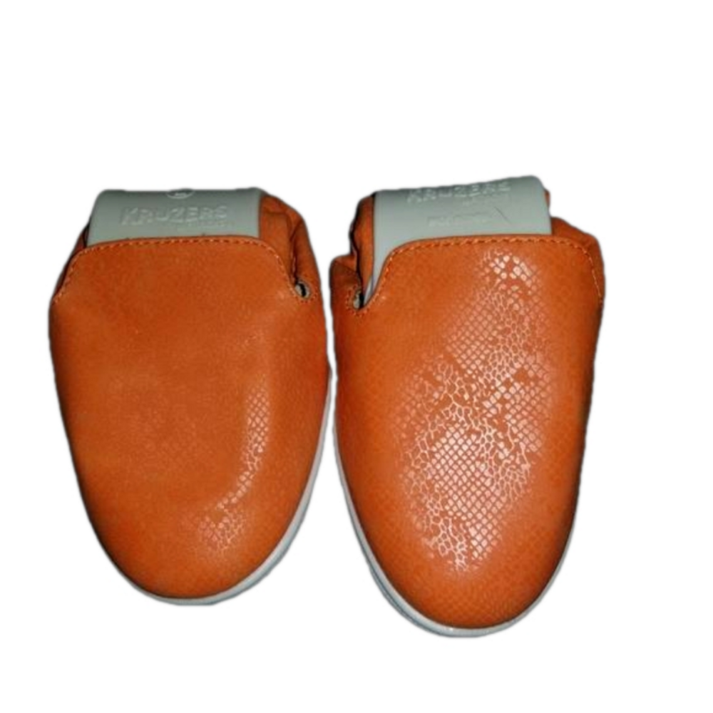 Kruzers Travel Sneakers Orange Size Large